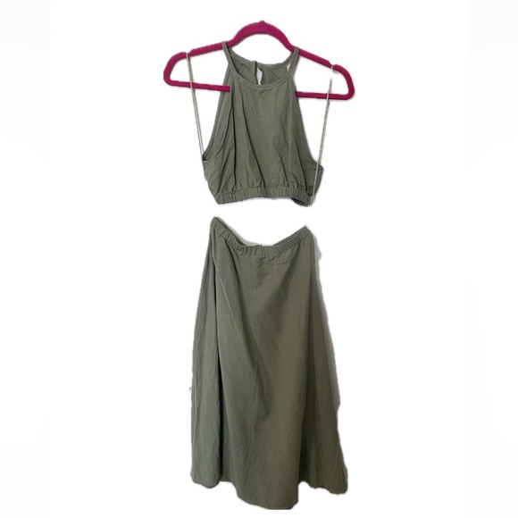 Petal & Pup Ellis Cut Out Dress - Sage (S) - Picture 6 of 7